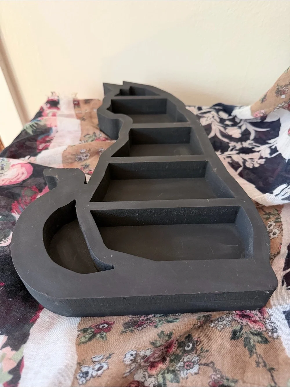 Black Cat Wooden Display Shelf Trinket Organizer Freestanding